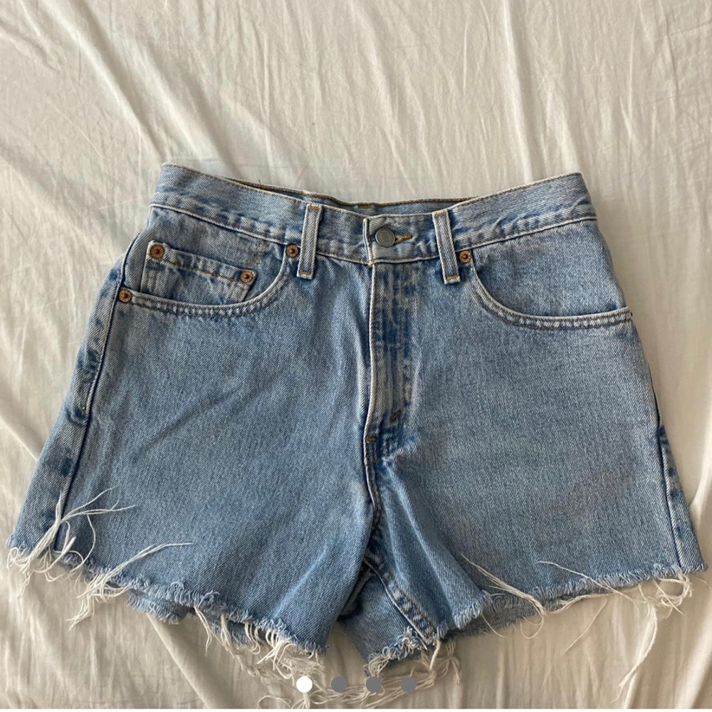 BRAND NEW LEVI 550 Cutoff Shorts